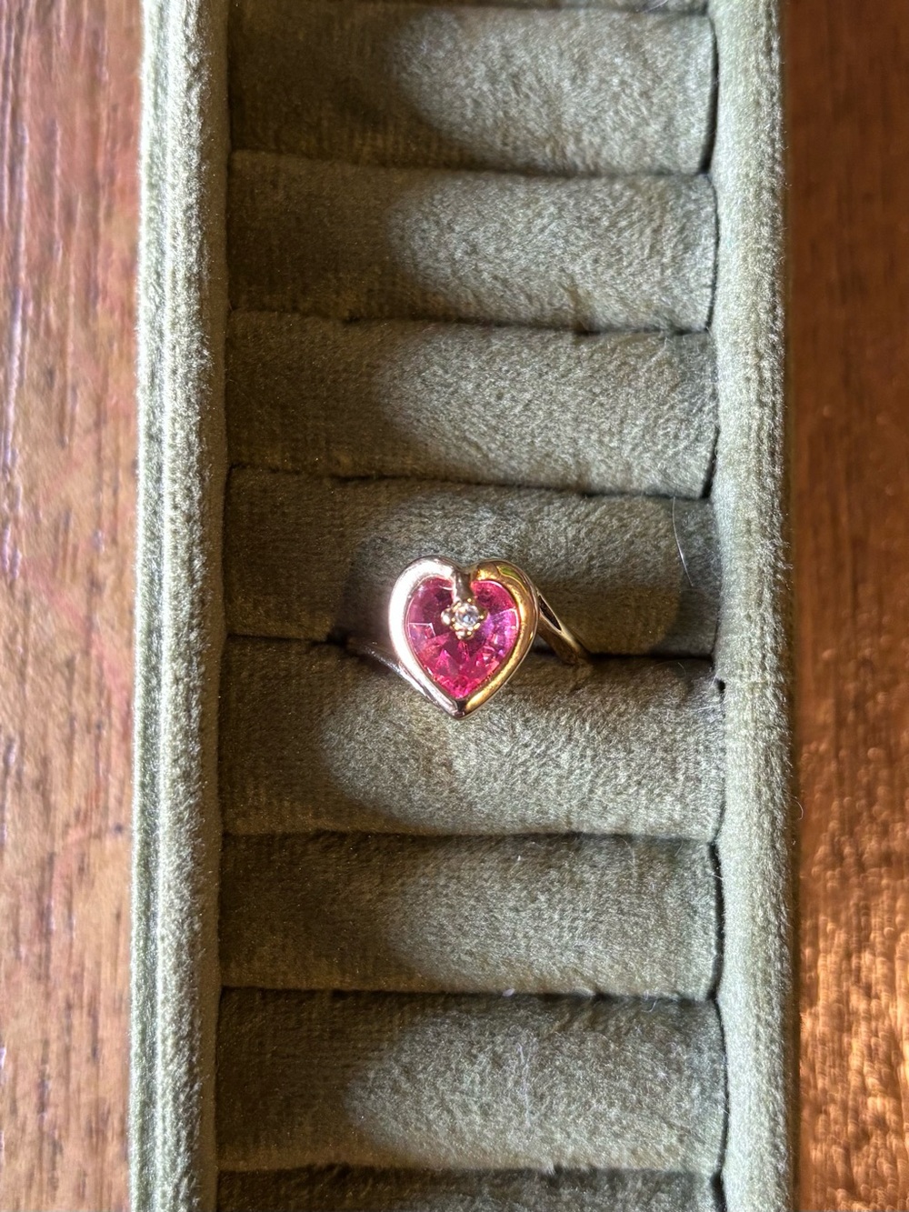 Vintage Pink Bezel Heart Ring - Picture 1 of 5